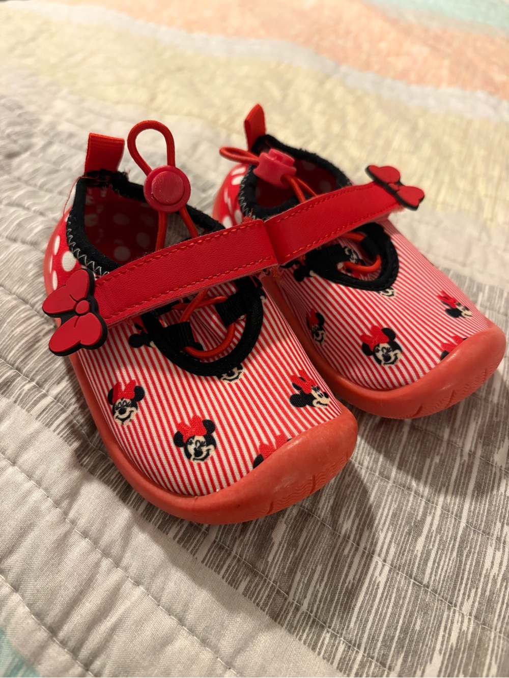 Minnie Mouse water shoes